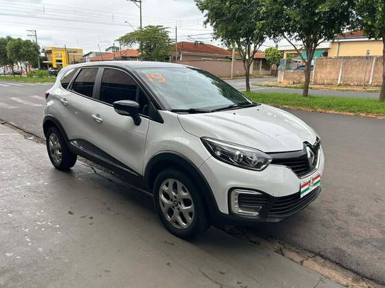 RENAULT CAPTUR 1.6 16V SCE FLEX LIFE X-TRONIC